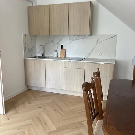 Slow Apartment *